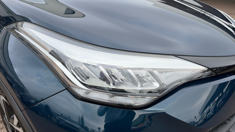 Toyota C-HR 1.8 Hybrid Design 5dr CVT Hybrid Hatchback